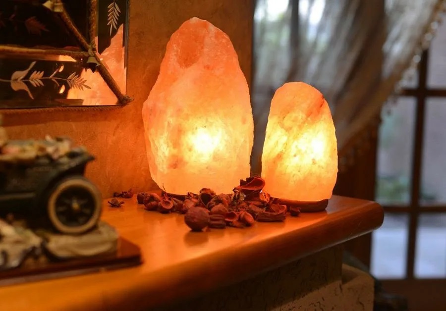 Лампа из соляного кристалла