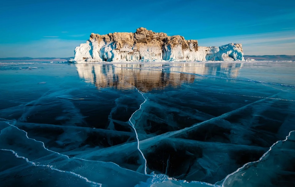 Невероятный лед Байкала